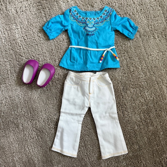 American Girl Doll Saige Picnic Tunic Outfit GOTY 2013 plus Gold Boots - Picture 2 of 7